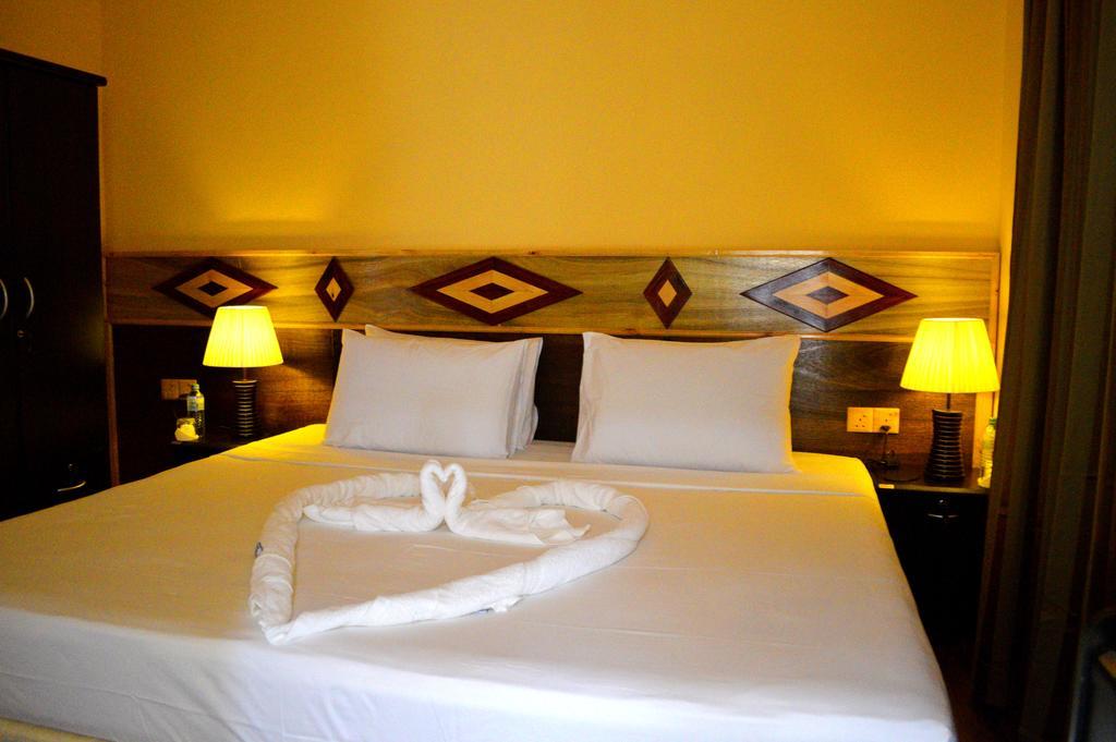 Siesta Beach Hotel Maafushi Esterno foto