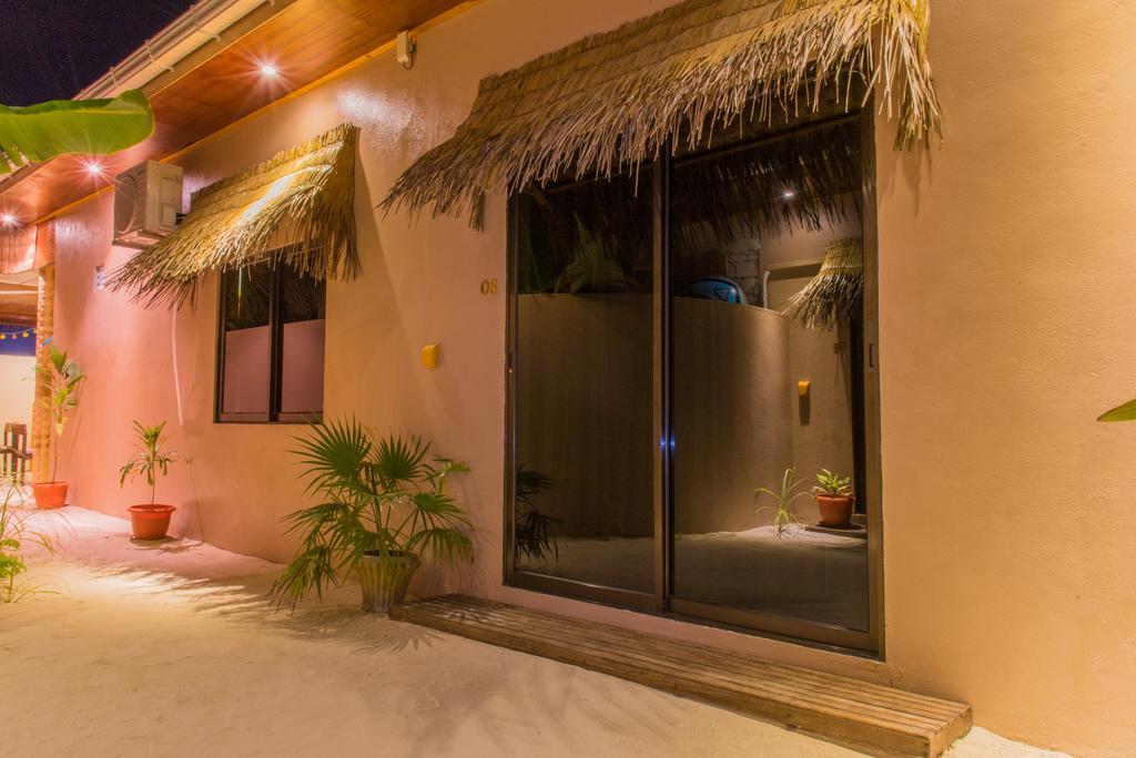 Siesta Beach Hotel Maafushi Esterno foto